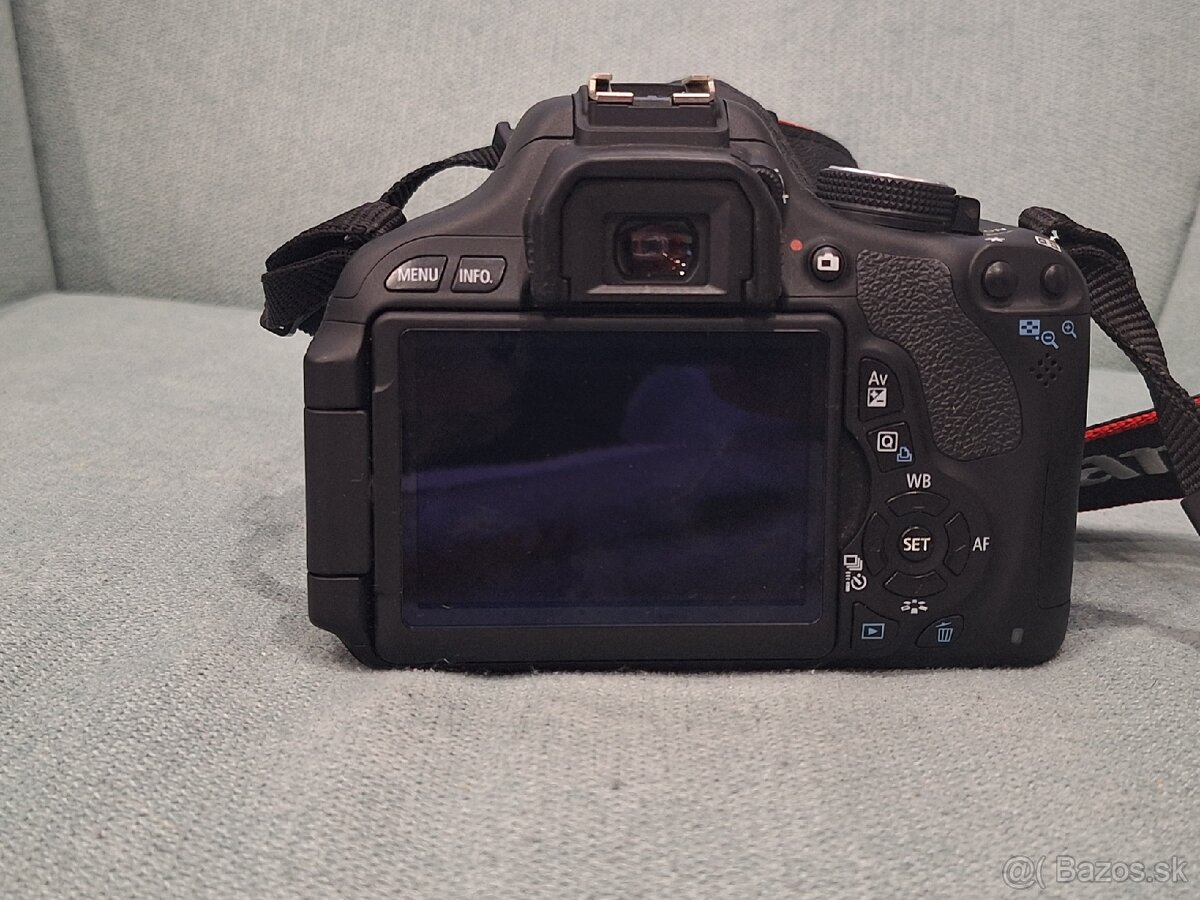 Canon EOS 600D - 2