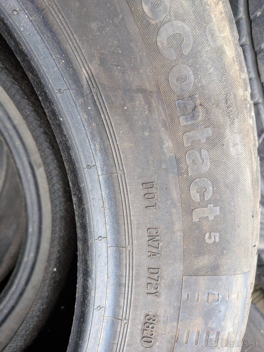 235/55 R17 - 2