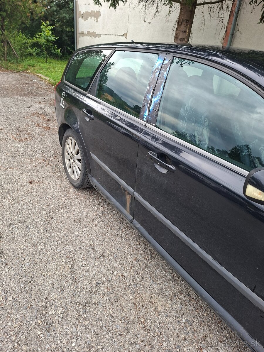 Volvo v50 2.0 - 2
