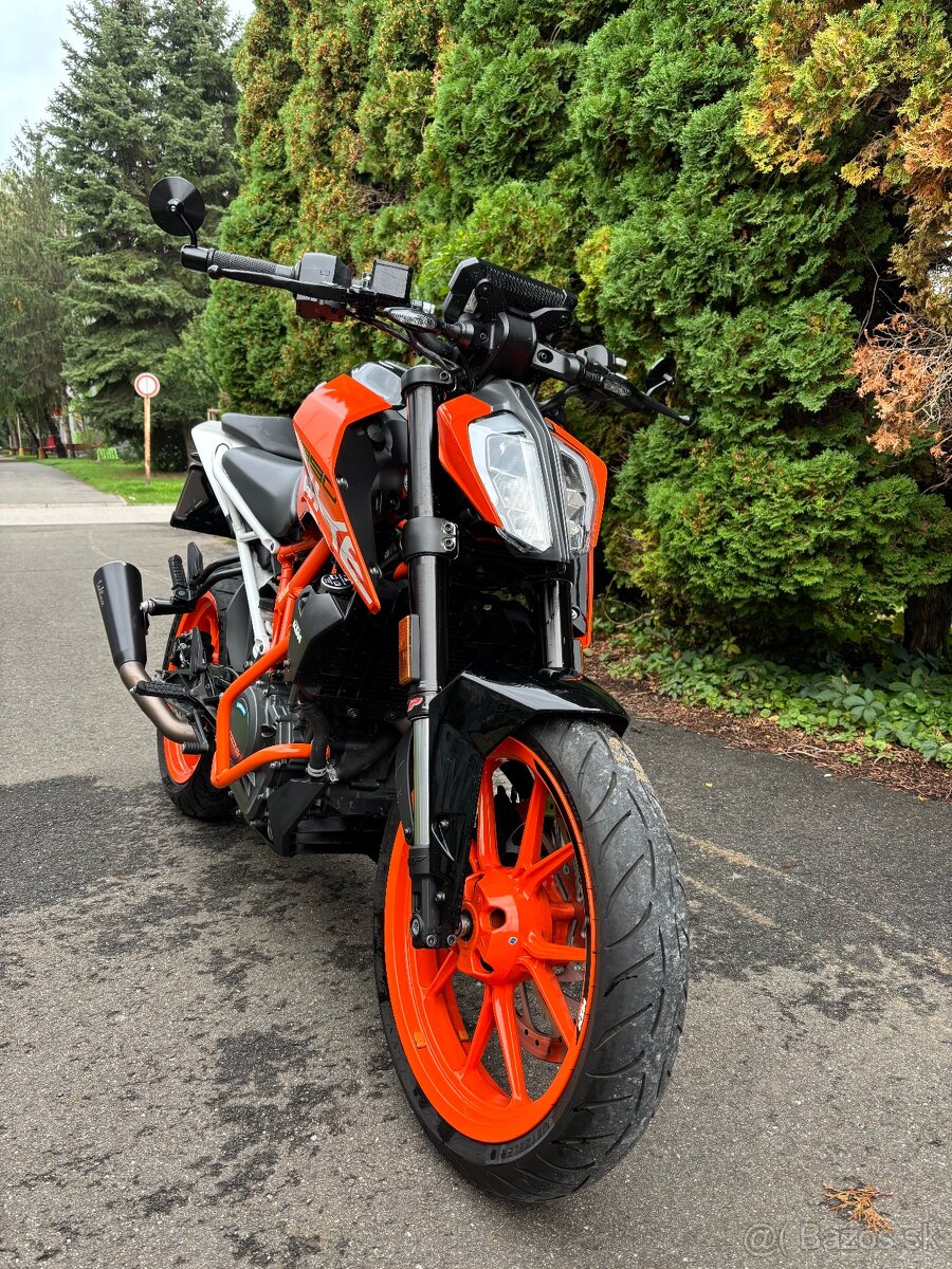 KTM DUKE 390 2017 (r.v. 2018) - 2