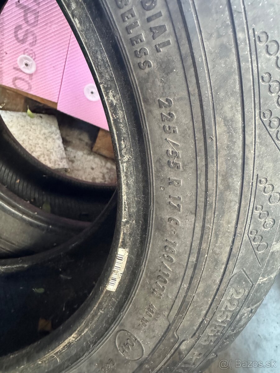 225/55 r17C letné Continental 2ks - 2
