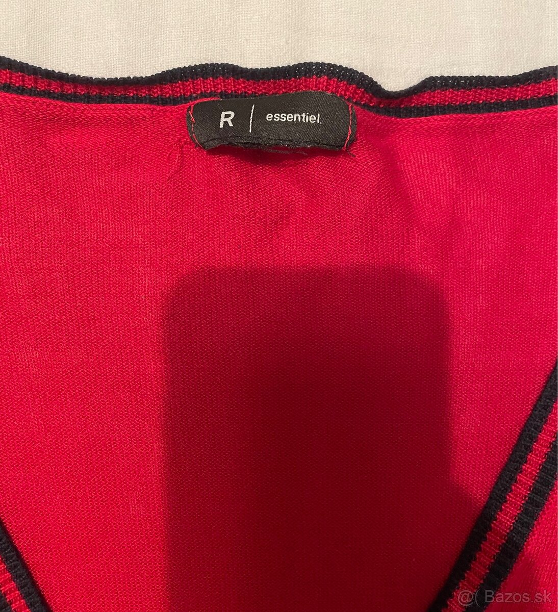 Damsky svetrik Essentials - 2