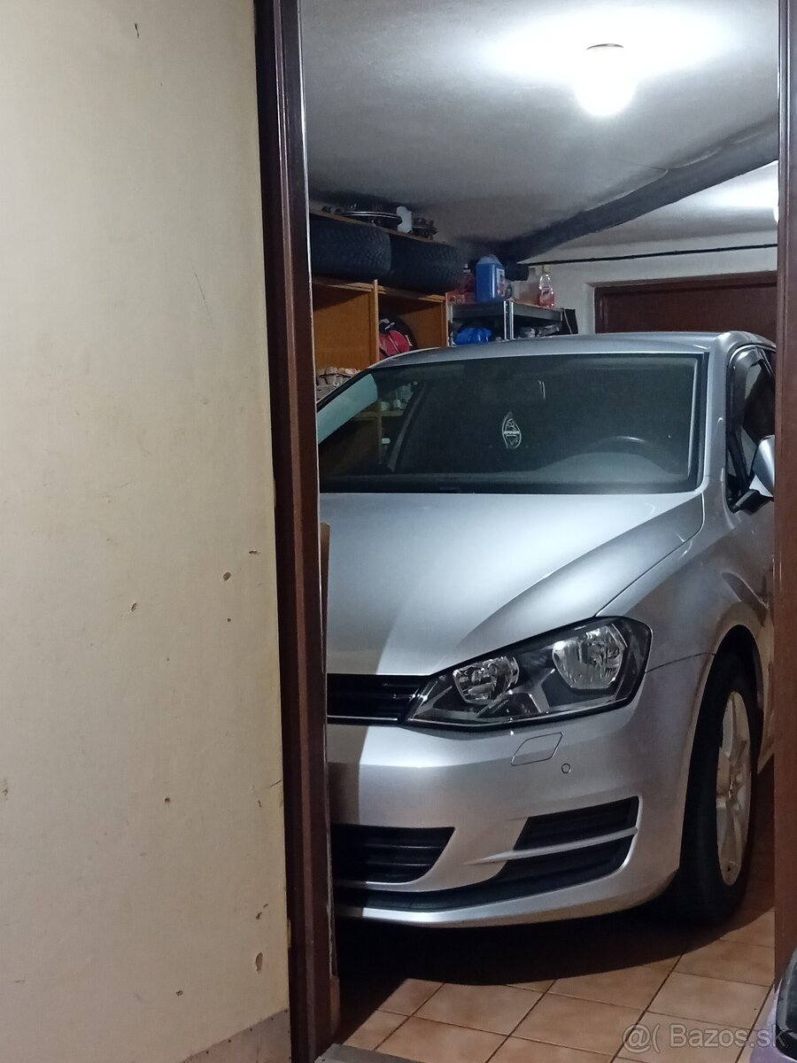 Predam Volkswagen golf 7...69×××km - 2