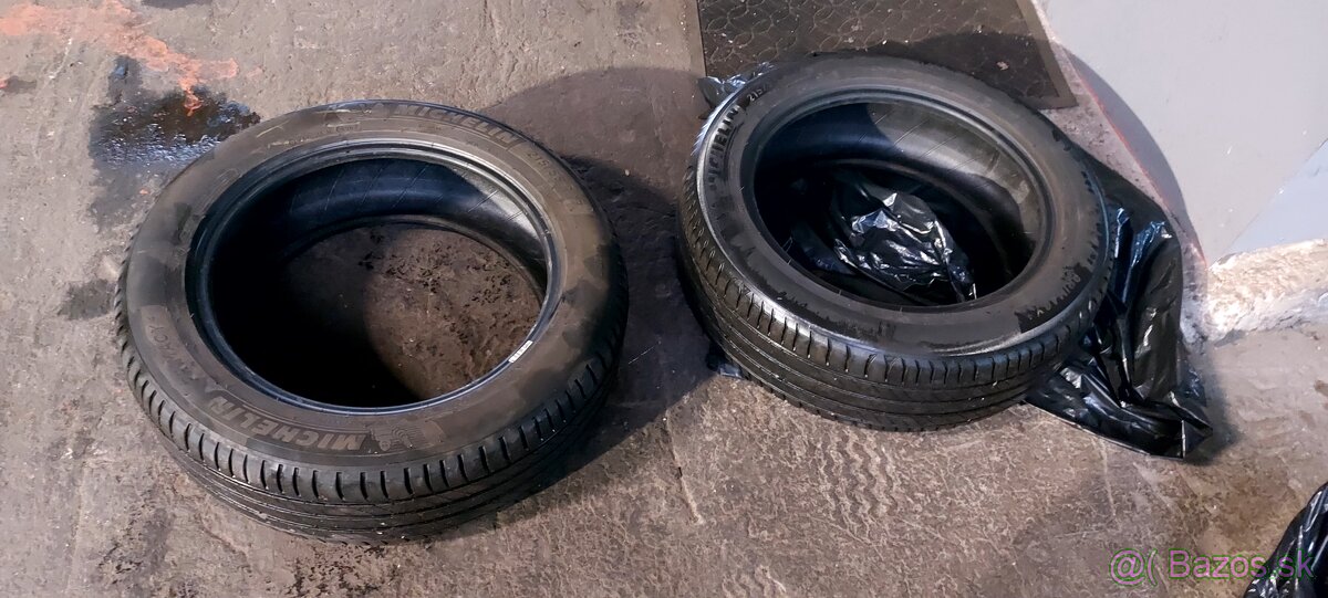 Letne pneumatik 215/55 r17 - 2