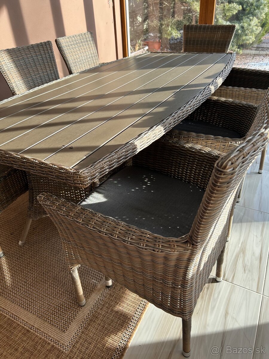 Predám záhradný stôl, stoličky a hojdačku - 2