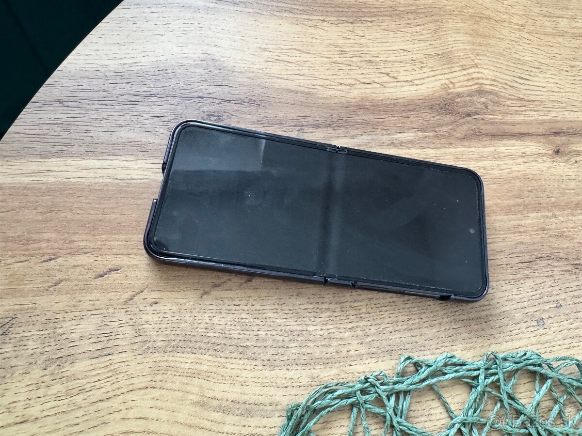 Galaxy Z flip5 - 2