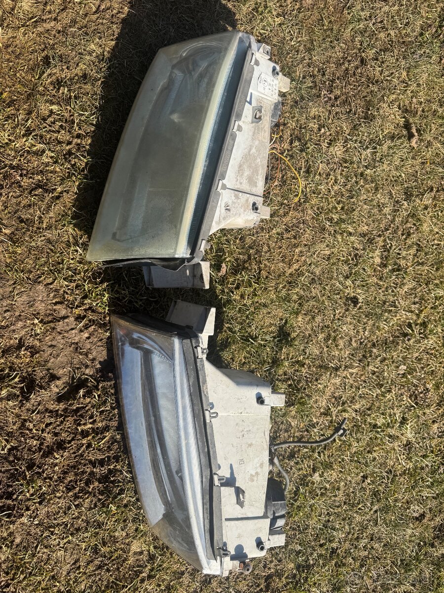 Predné svetla Škoda octavia 1 fl - 2