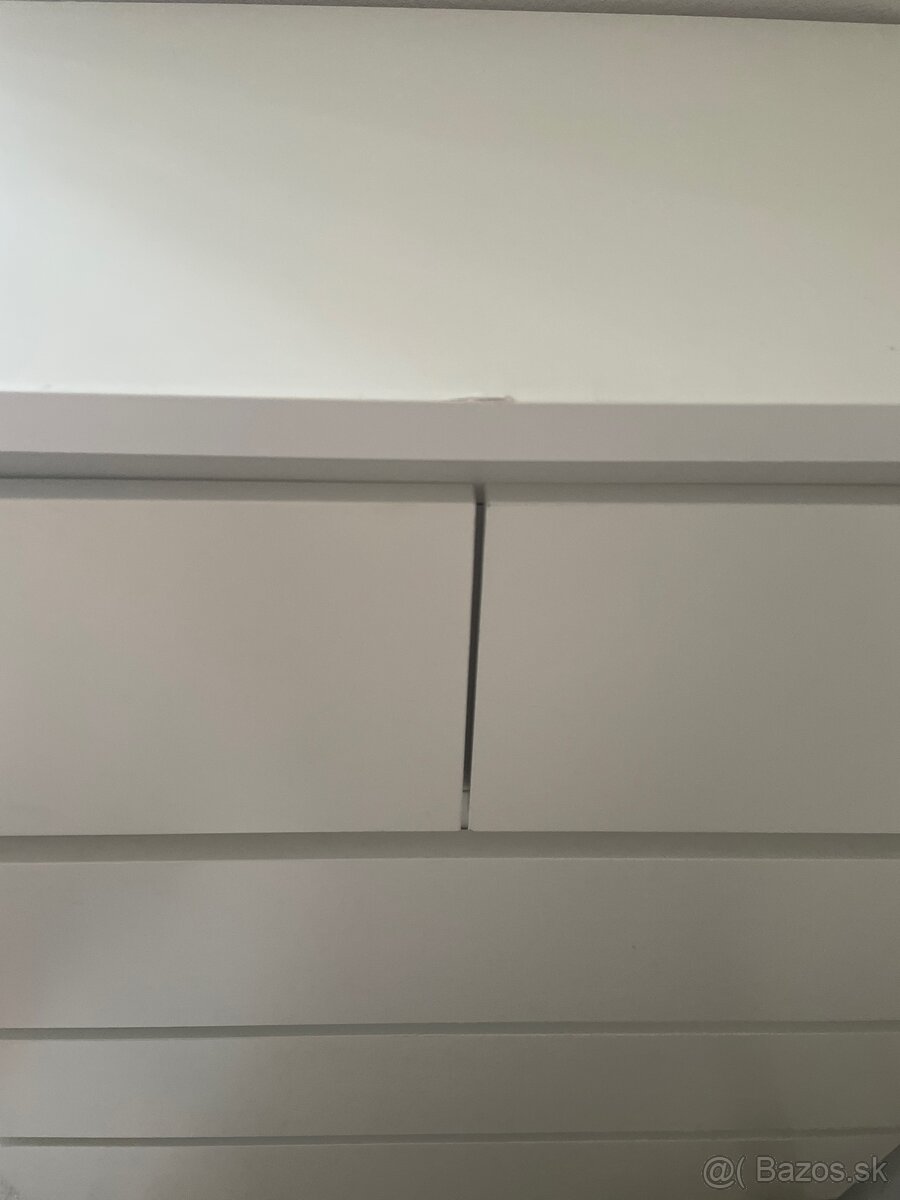 Ikea MALM 6 zásuvková - 2