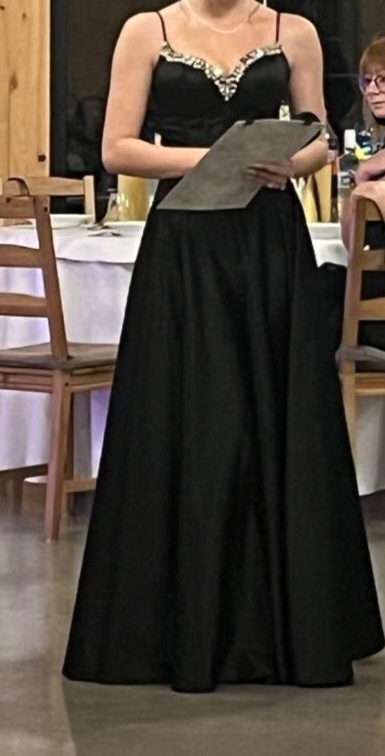 čierne spoločenské šaty - 2