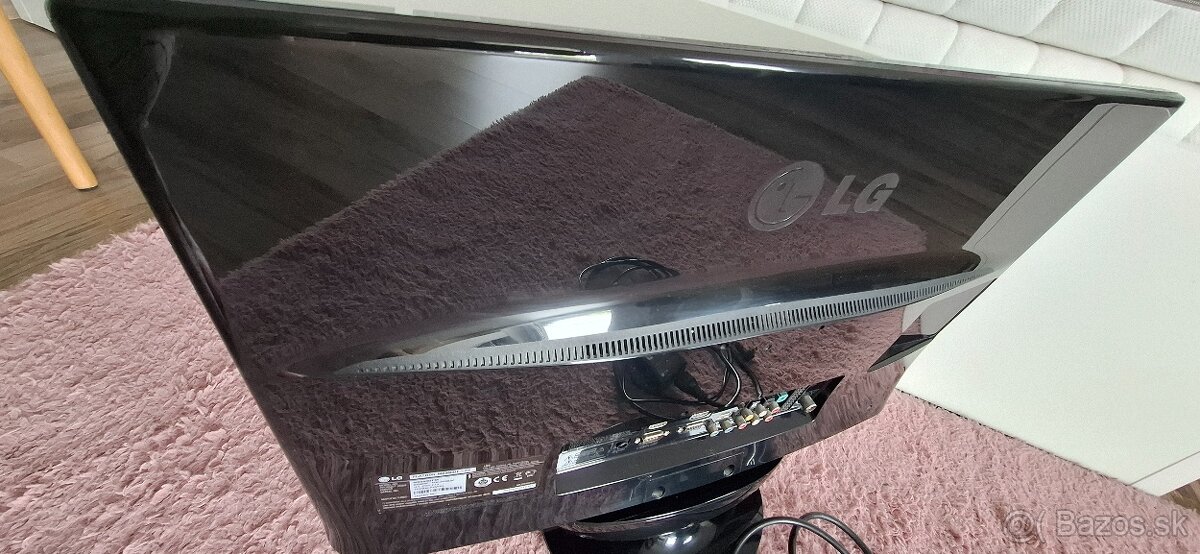 23" LED LG M2380DF-PZ - 2