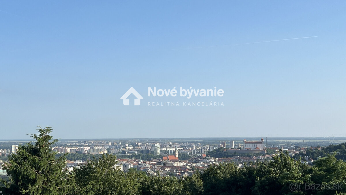 V LUKRATÍVNEJ LOKALITE-KOLIBA-NA PREDAJ VILA,min. - 7 izb - 2