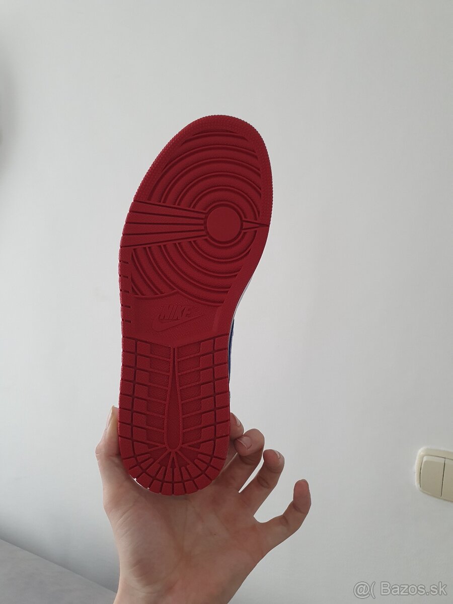 Nike Air Jordan 1 High Top 3 - 2