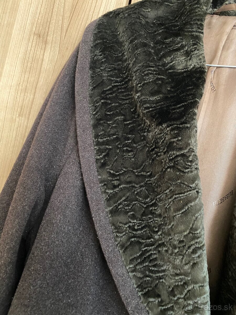 Dámsky hnedý kabát - 2