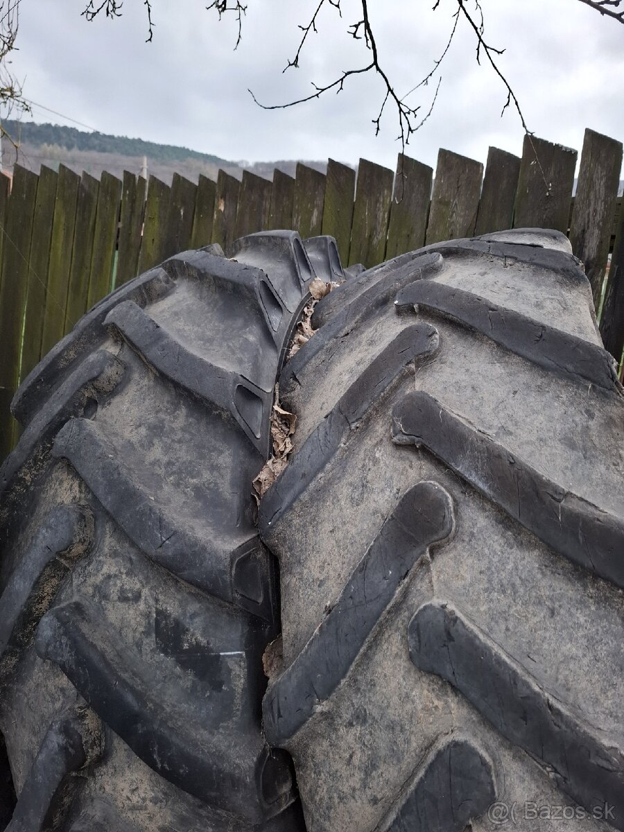 PNEUMATIKY 16,9-30 - 2