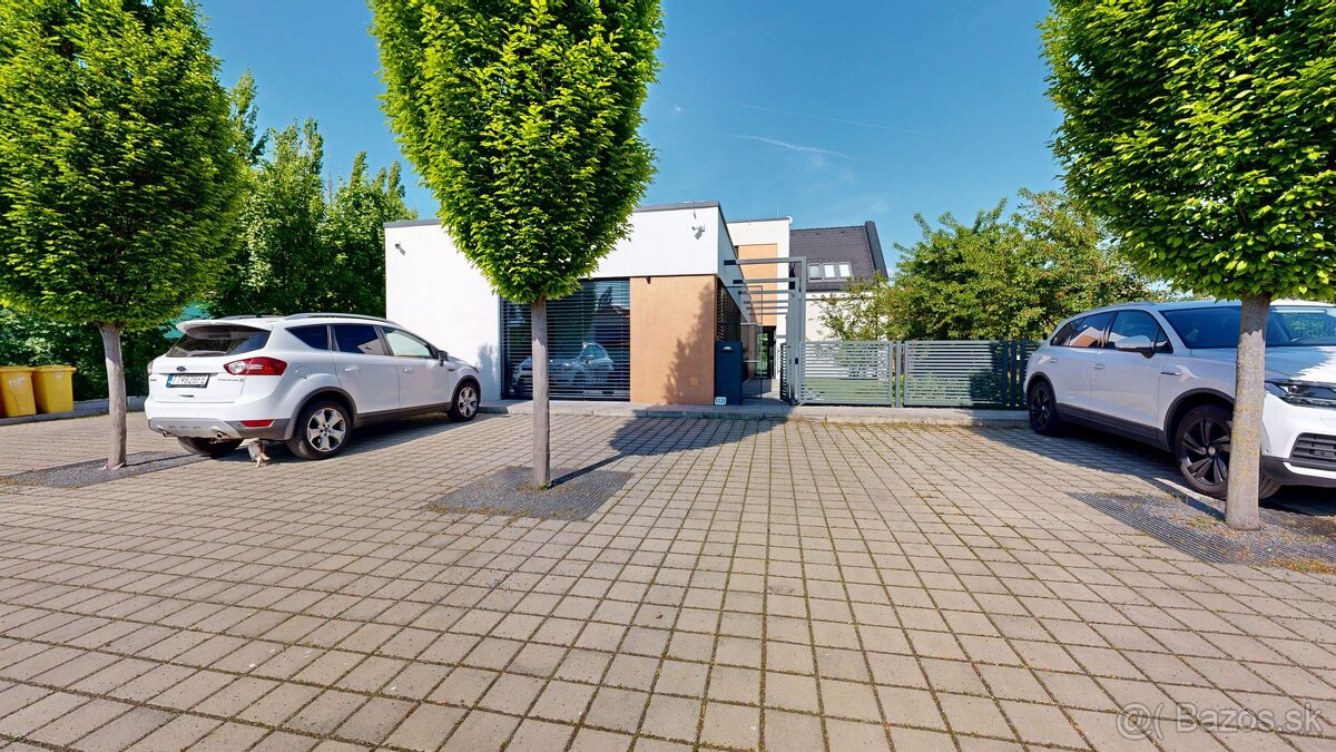 Na prenájom: moderný objekt s ateliérom – Oravné - 2