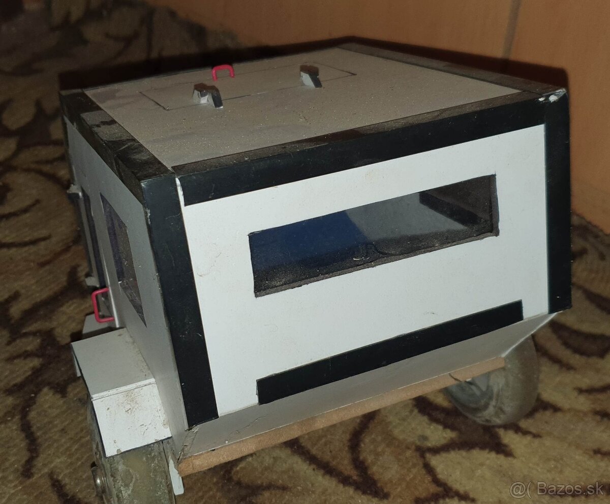 Predám príves za RC auto mini karavan - 2