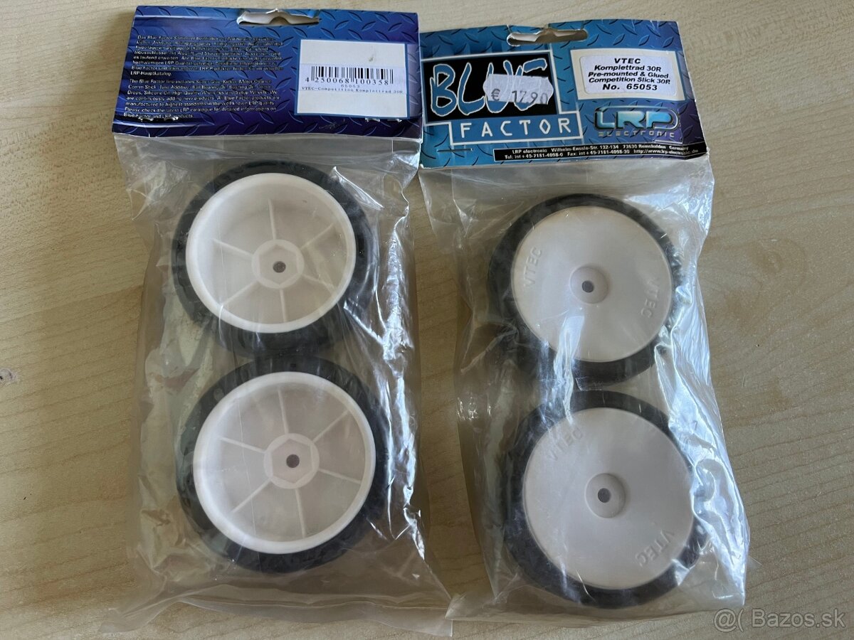 LRP Bluefactor VTEC 30R slicky - 33€ - 2