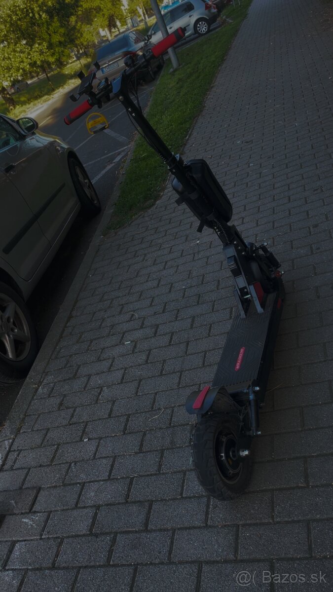 Elektricka kolobezka bogist c1 pro - 2