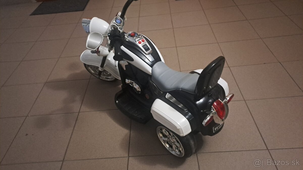Predám detskú elektrickú motorku - 2