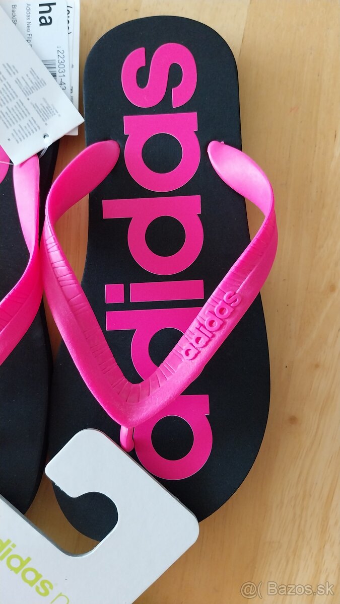 Adidas žabky - nové - 2