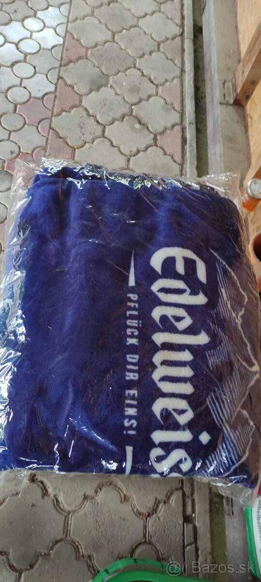 Mikroplyšové deky na záhradné posedenie - 2