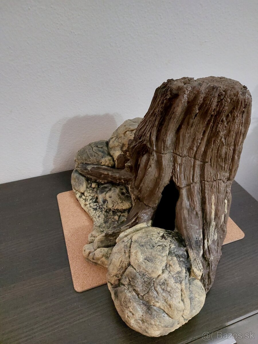 Predám krásnu dekoračnú skalu do akvária - 2