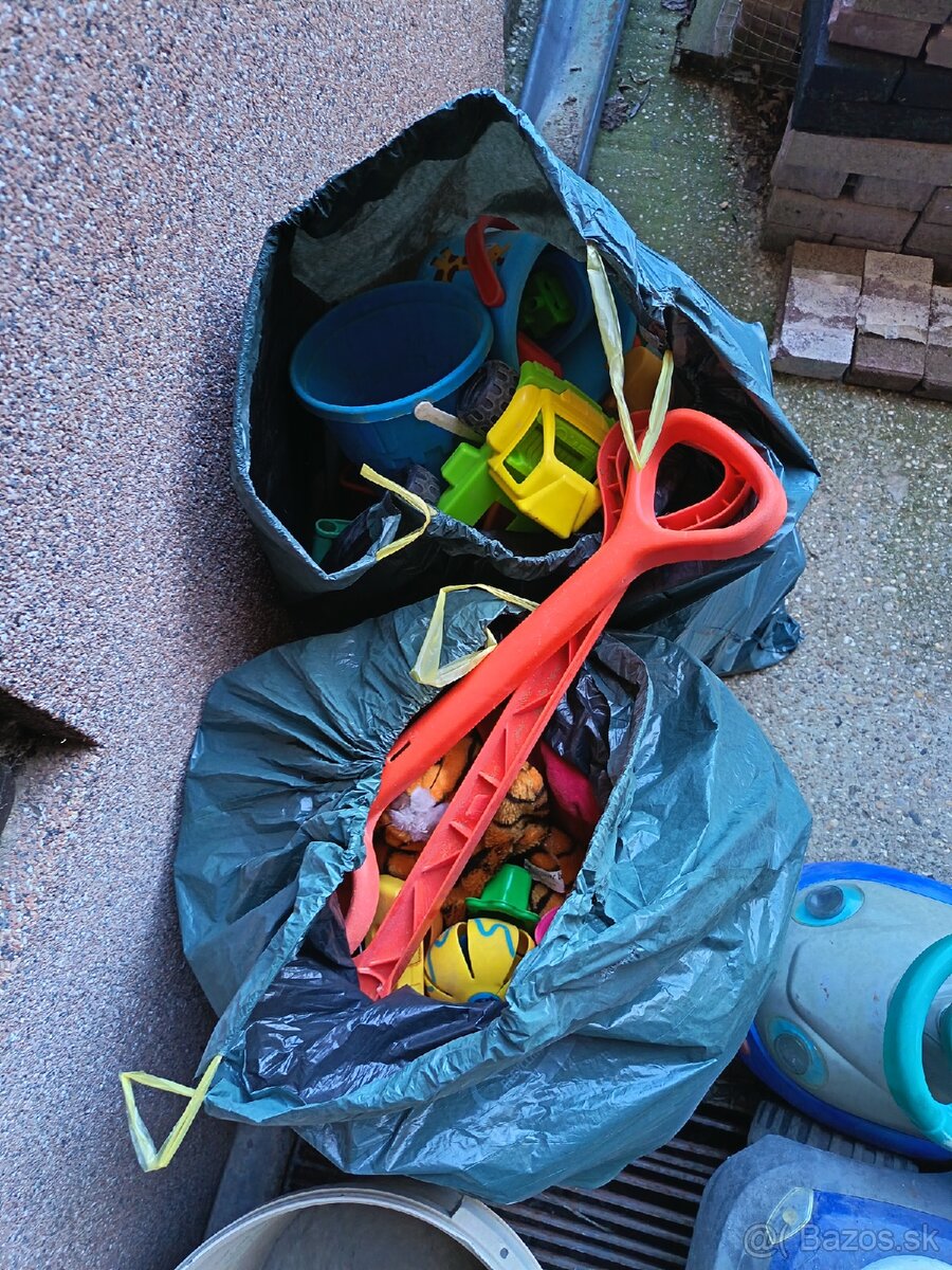 Hráčky do exteriéru. - 2