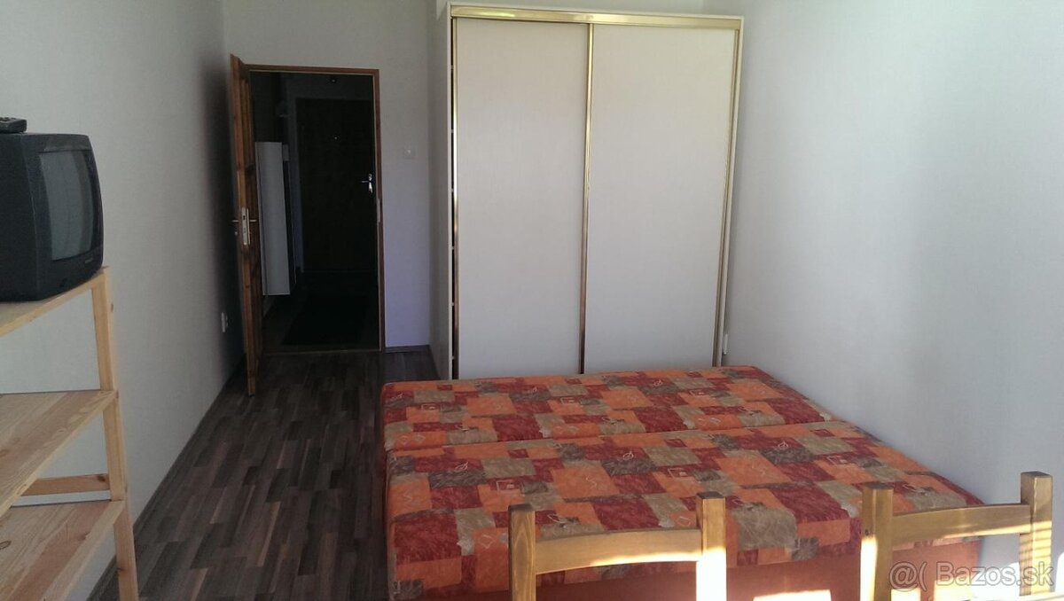Pekný zrekonštruovaný 1 izb. byt, BA Rača -Krasňany – foto 2