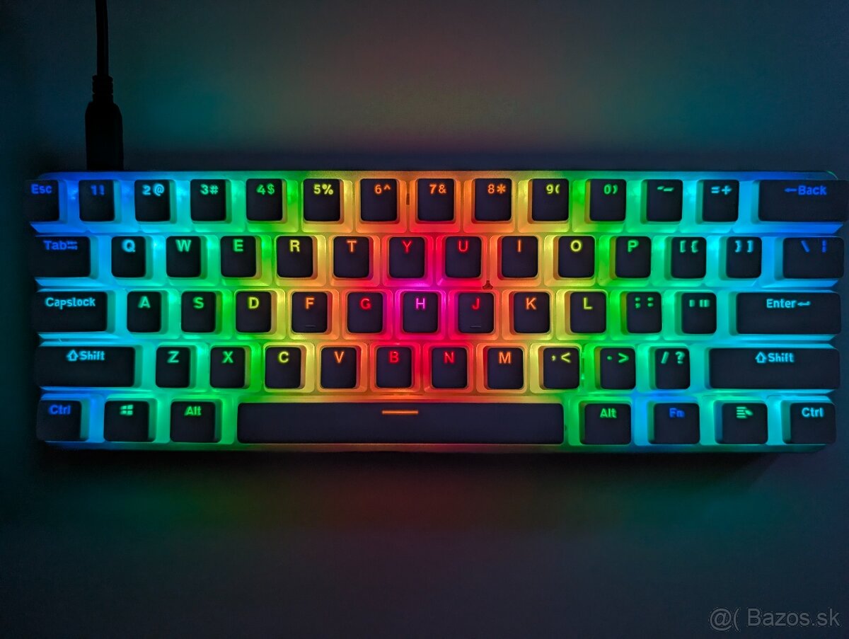 Glorious GMMK Compact 1. gen (Biela) - 2