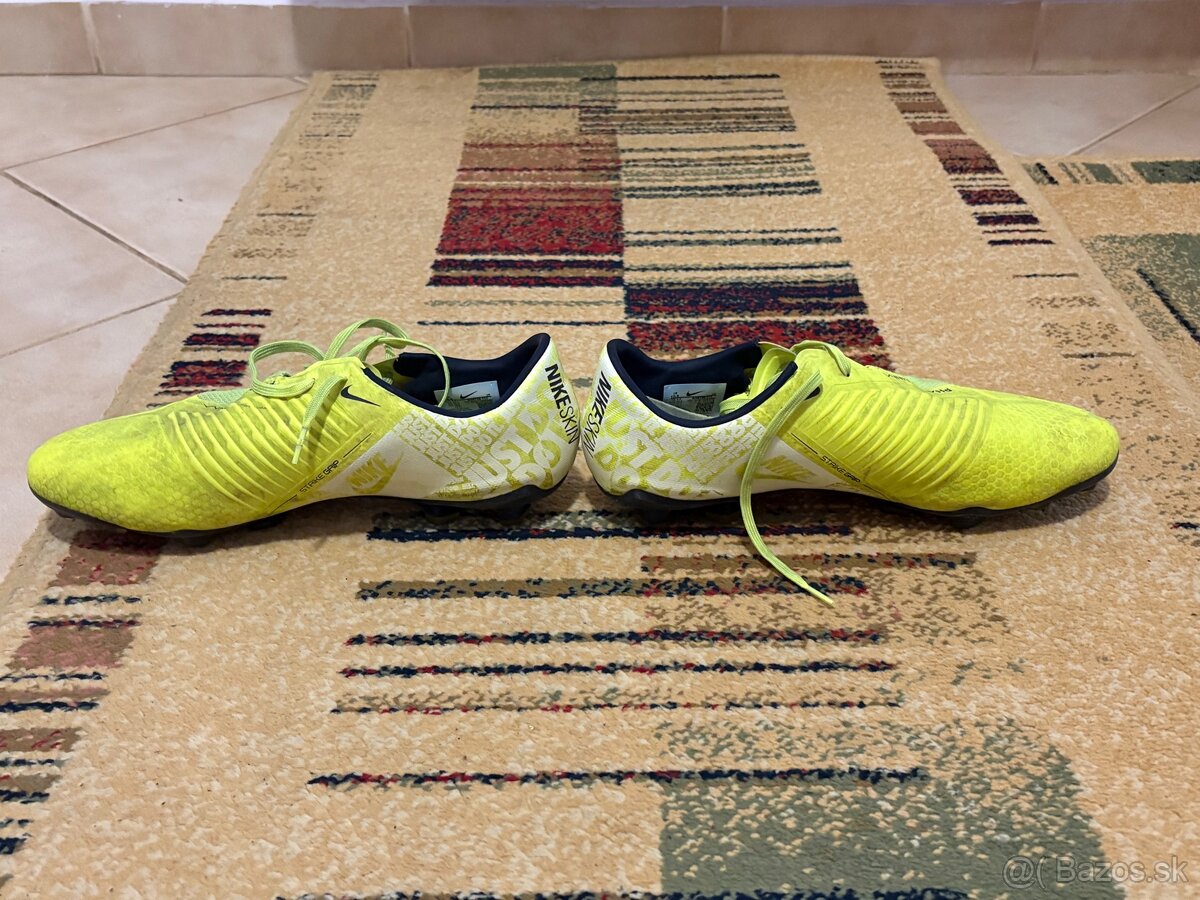 Kopačky Nike Phantom Skin - 2