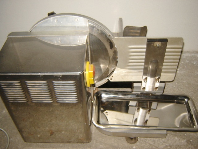 Nárezový stroj - 2