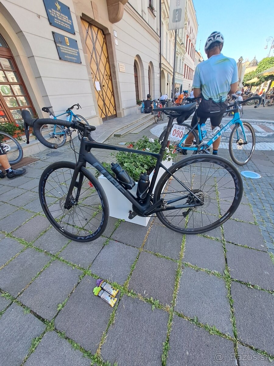 Cestny bicykel Cube- karbón - 2