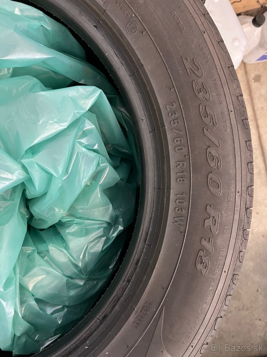 Pirelli 255/60 R18 - 2
