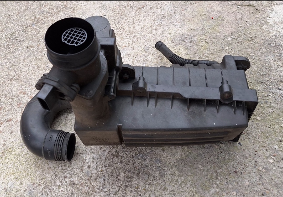 Vzduchovy filter ,obal skoda octavia2 - 2