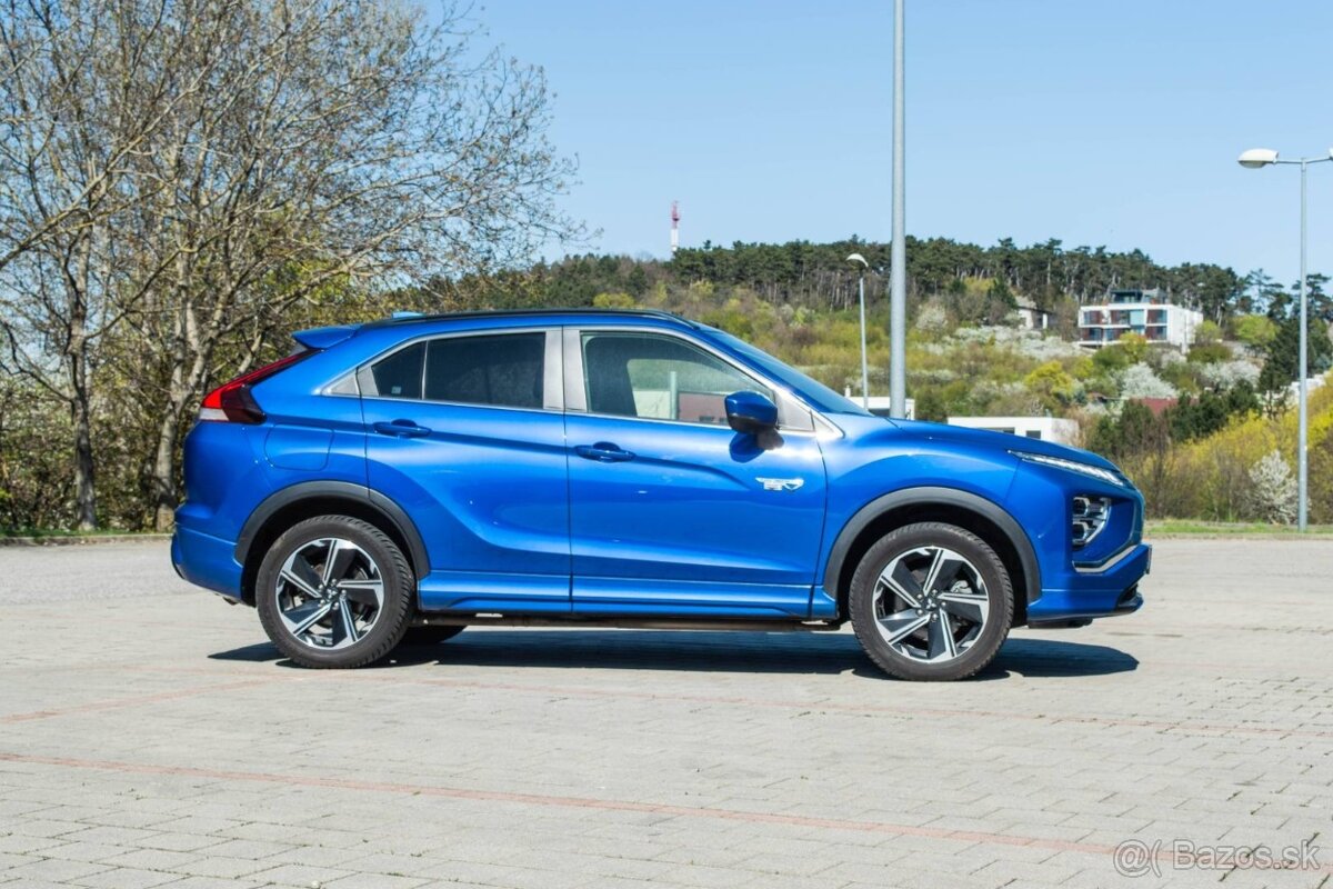 Mitsubishi Eclipse Cross PHEV 4x4 INSTYLE 2023 – AWD - 2