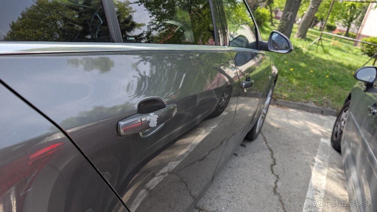 Opel Insignia 2009 manual - 2