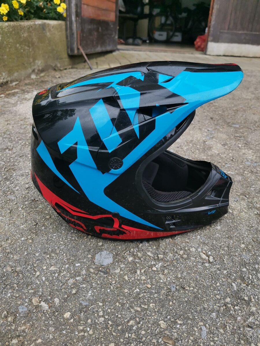 Prilba Fox v1 - 2