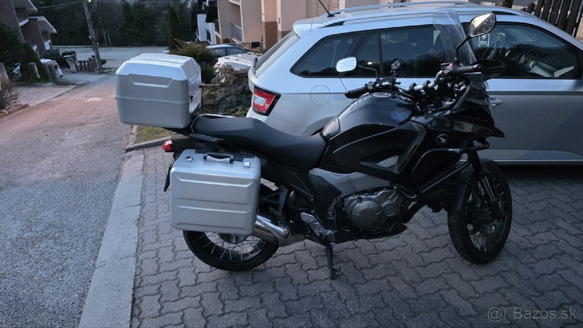 Honda VFR 1200X Crosstourer - 2