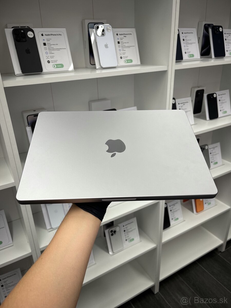  Apple MacBook Pro M3 2023 / 14" / 8GB / 1TB Space Gray - 2