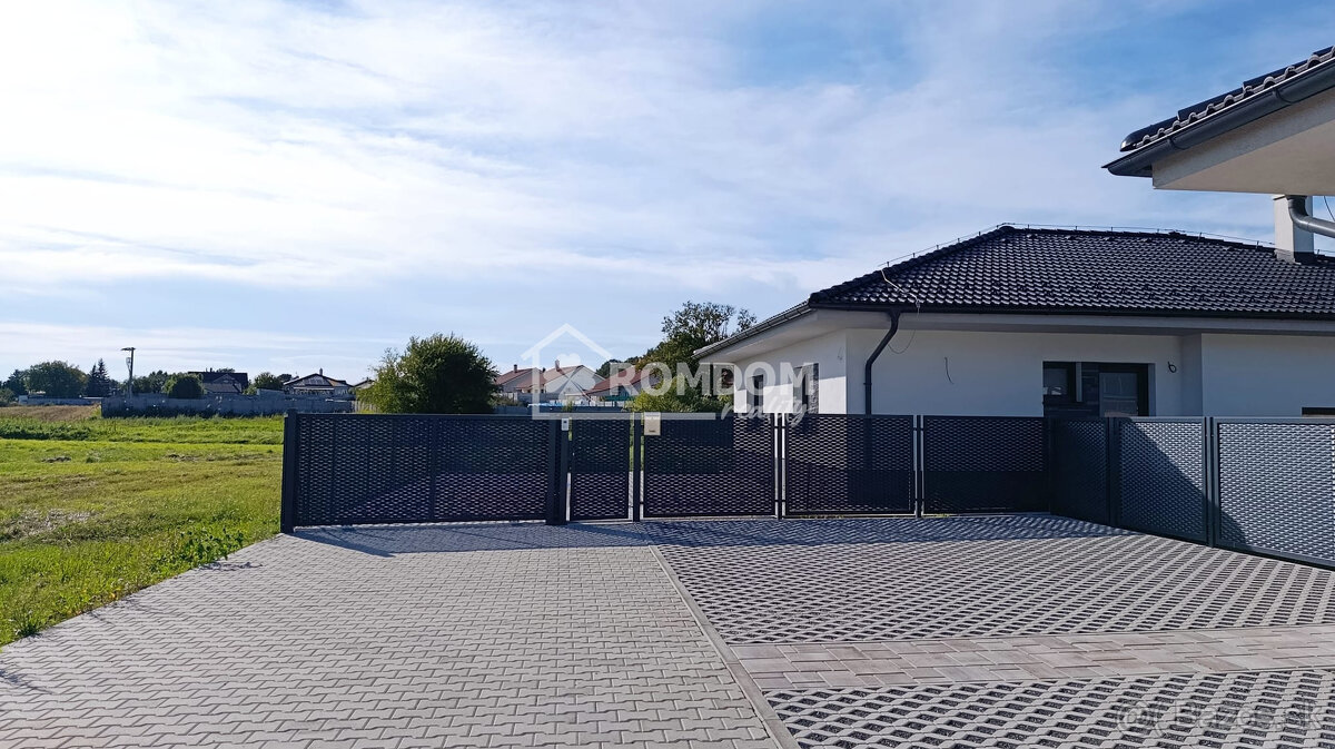 PREDAJ murovaný 4-izbový bungalov (dom 1), Láb, okr. Malacky - 2