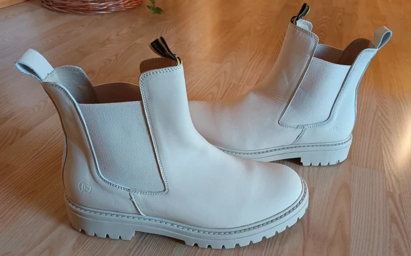 ZLAVA - kožené nové čižmy Jolana & Fenena, v.40 - 2