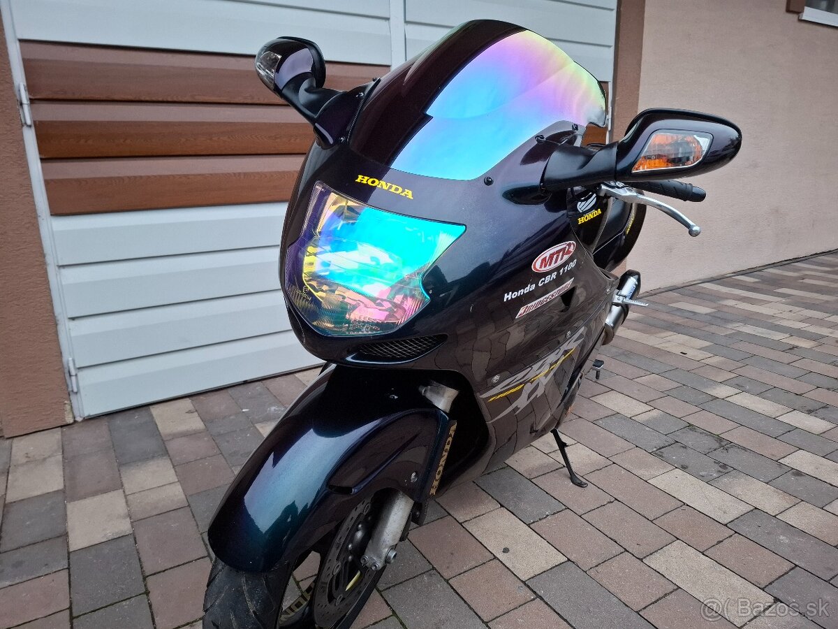 Honda cbr 1100 xx - 2