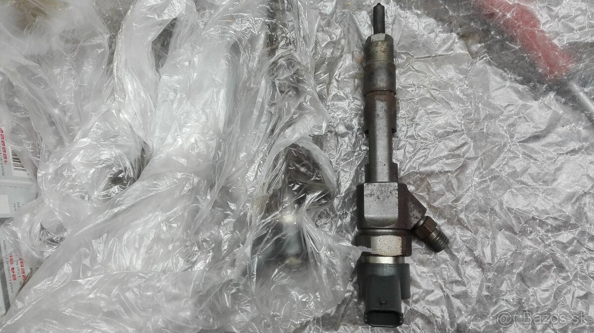 Predám vstreky 0445110021 - 2