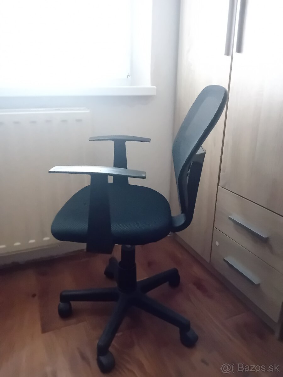 Kancelárska stolička - 2