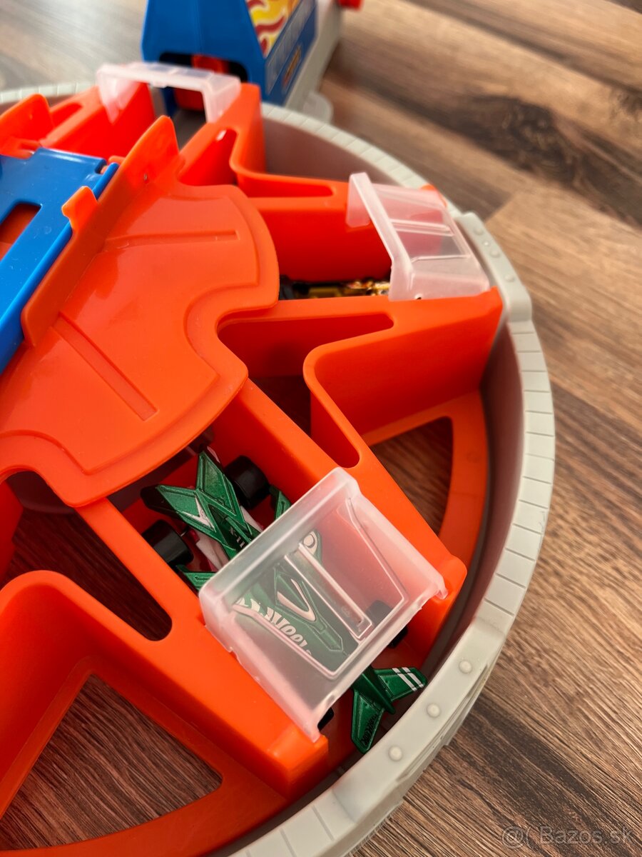 Hot Wheels garáž + autíčka zdarma🏎️ - 2