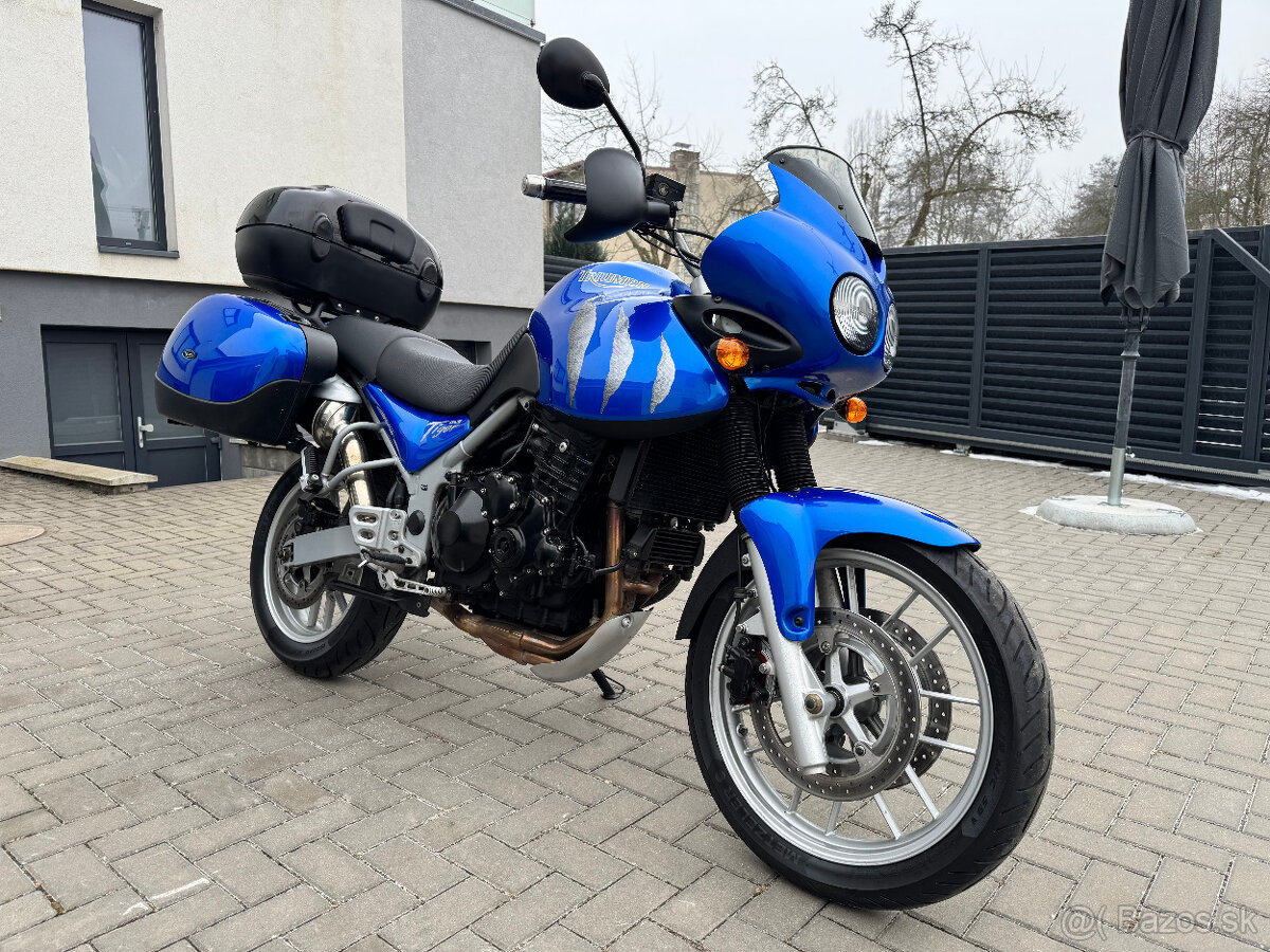 Triumph Tiger 955i - 2
