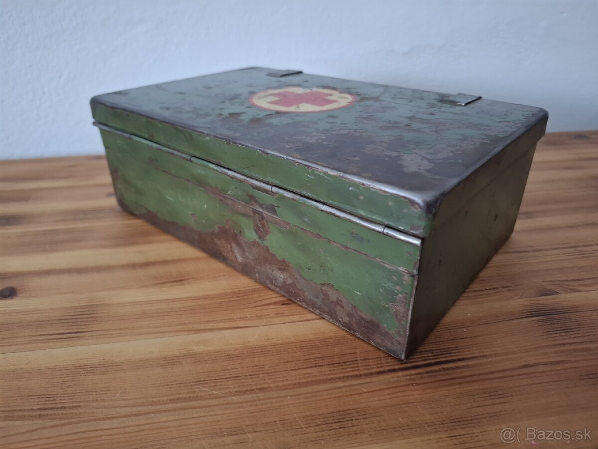 Vojenská lekárnička - 2