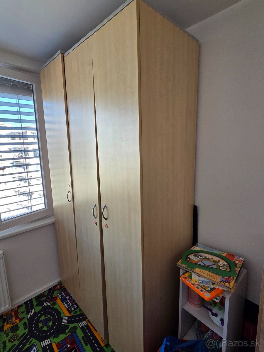 Policová skriňa - 2