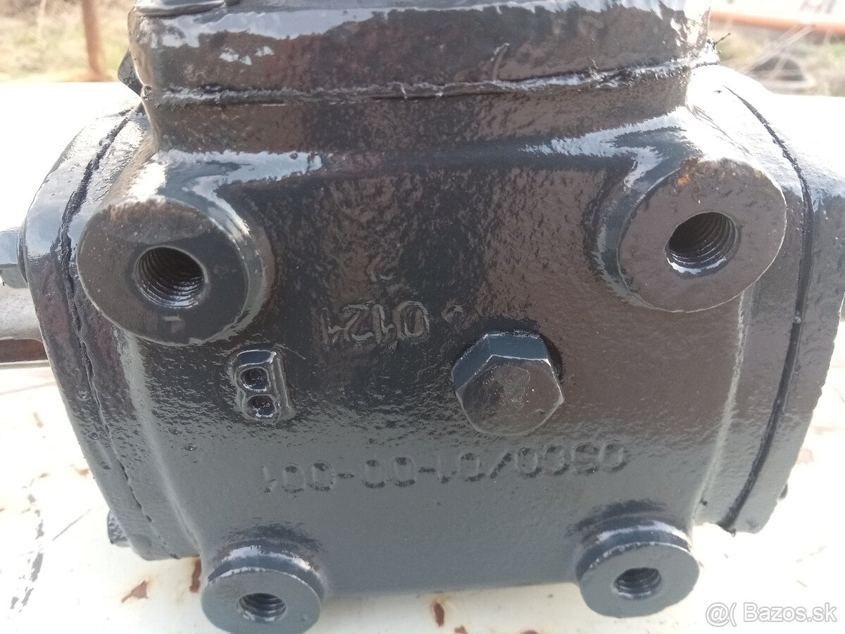 Uhlová prevodovka 1:1 - 2