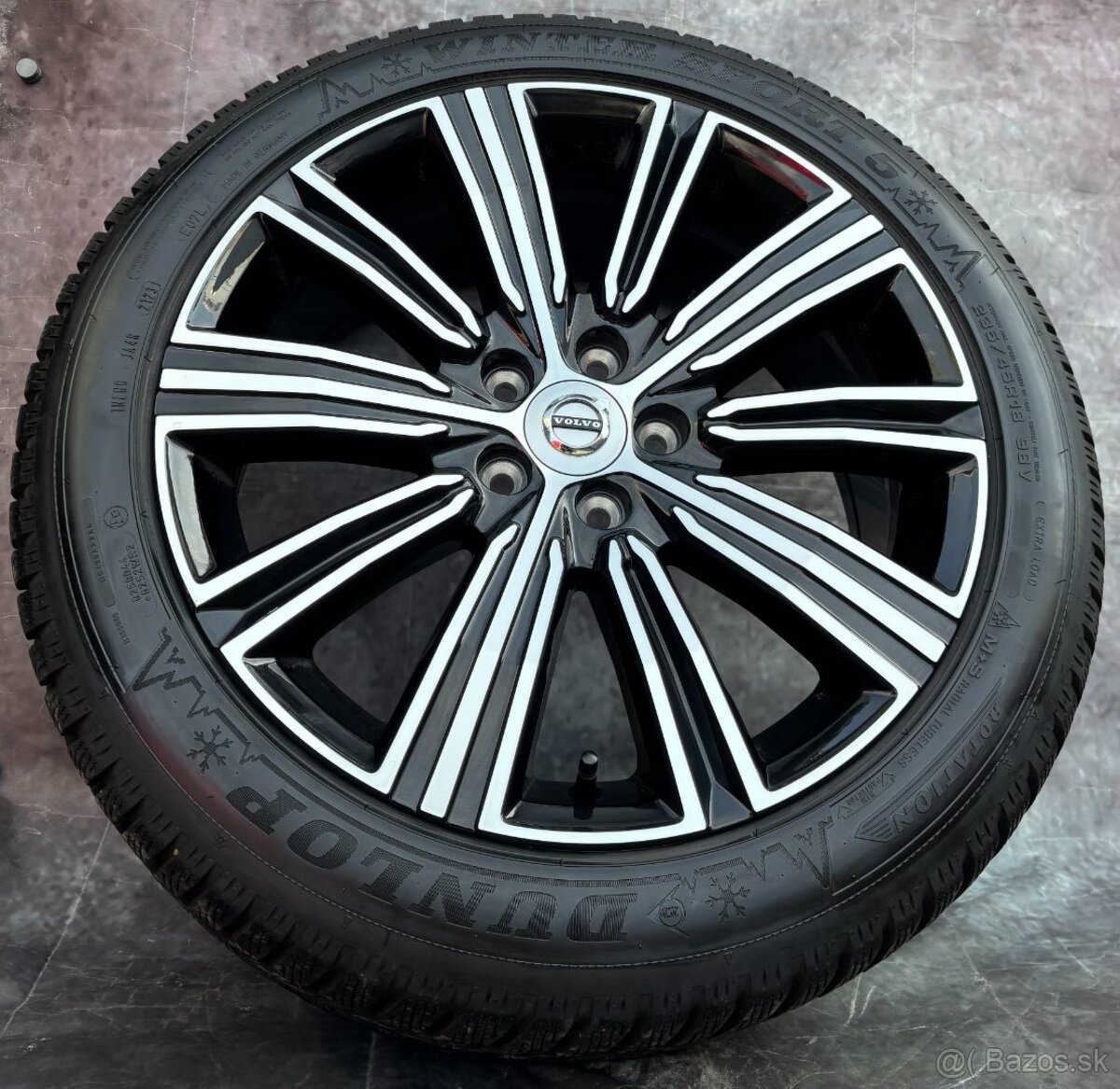 Originální Alu kola Volvo V60/S60 235/45/18 DOT24 8mm - 2